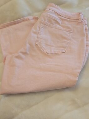 croft & barrow Pastel Pink Capri Shorts